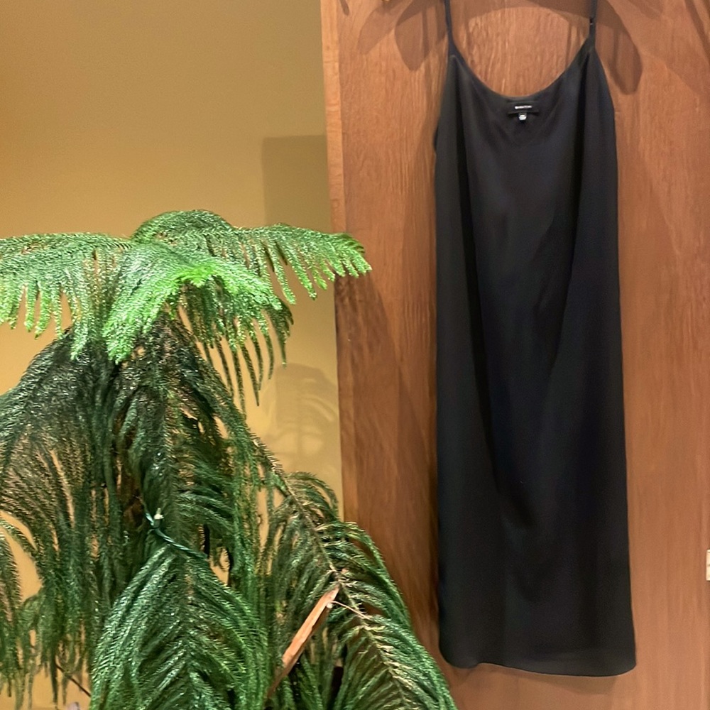 Contemporary Babaton Straight Gown 🦋